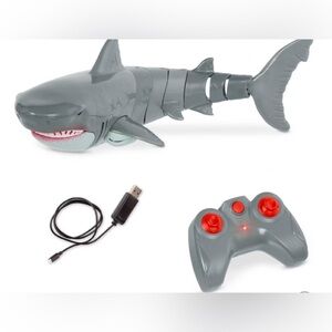 TERRA by Battat Remote Control Great White Shark Educational Toy w/Controller